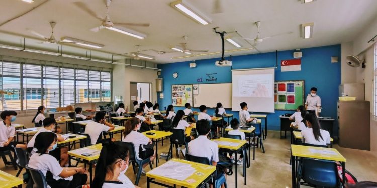 Teachers and students chime in on revised mental health support measures in schools