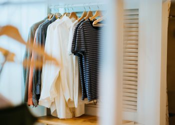 5 Wardrobe Essentials That Everyone Should Own