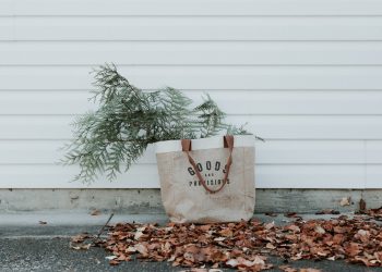 5 Simple Zero-Waste Swaps You Can Bring On Your Travels With Ease