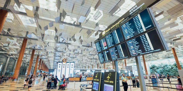 Singapore & Japan Re-establish Travel Links for Essential Business & Official Travel