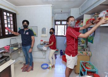 Volunteers Spruce Up Beneficiaries’ Homes In Time for Deepavali