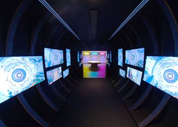 A 360 Discovery of SINGAPO人 at Singapore Chinese Cultural Centre