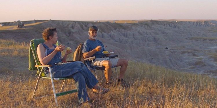 1616400244590_Nomadland_Review_Featured.jpg | TheHomeGround Asia Nomadland: The meandering life of nomads – is it a privilege?