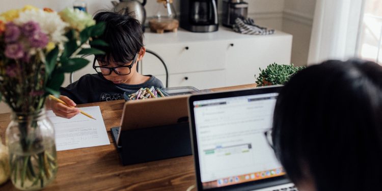 Eschewing mainstream educational environments for homeschooling