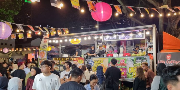 Glamboyant, A Kampong Glam Festival: F1 Weekend for the family that is close to the action Image - 1920 x 1080 px V2 (1) | TheHomeGround Asia GLAMBoyant, Kampong Glam Festival: F1 weekend for the family that is close to the action