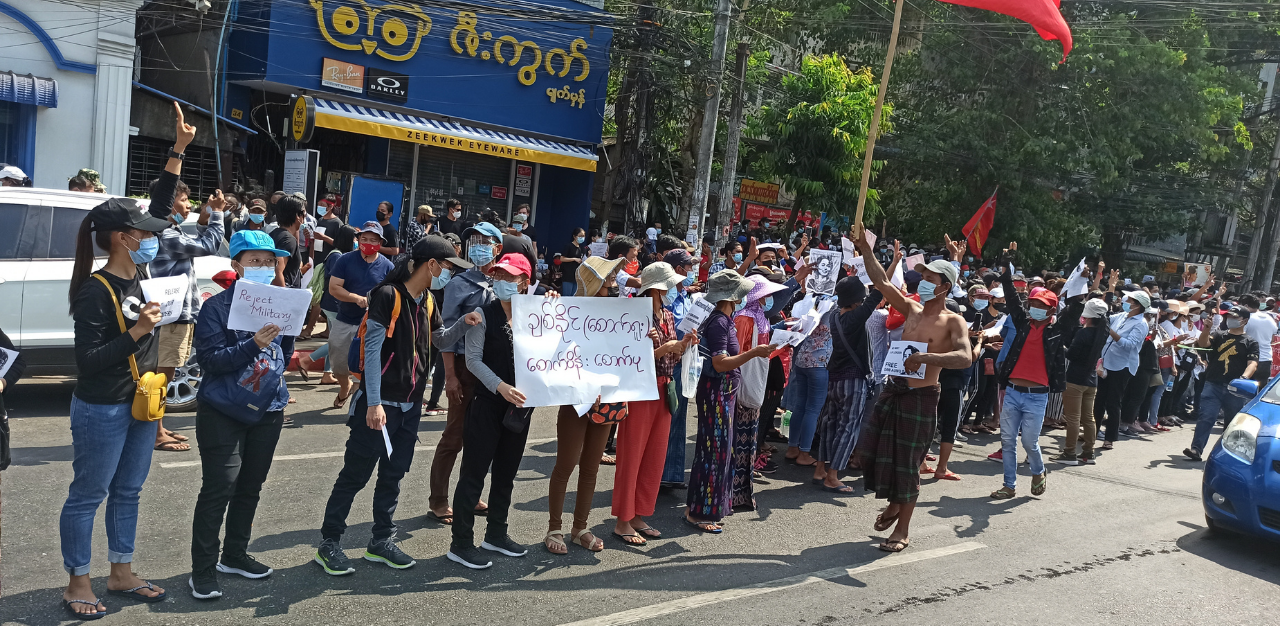 Supporters of the NLD protesting near the University of Yangon on 8 February 2021. 