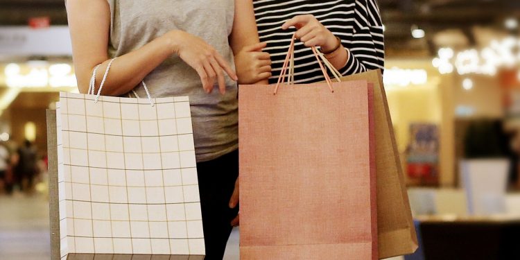 Shopping with mummy dearest _ Canva | TheHomeGround Asia Shopping with mummy dearest