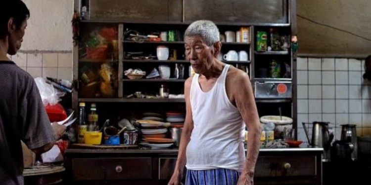 Meghan Markle-approved fashion trend: The "kopi tiam" uncle's white singlet