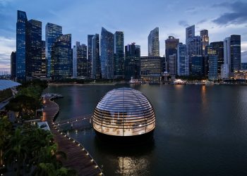 Marina Bay Sands Apple Store